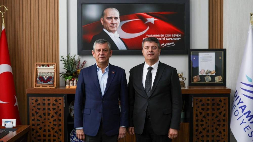 CHP Genel Başkanı &Ouml;zg&uuml;r &Ouml;zel, Adıyaman Belediyesi&rsquo;ni ziyaret etti  - Videolu Haber