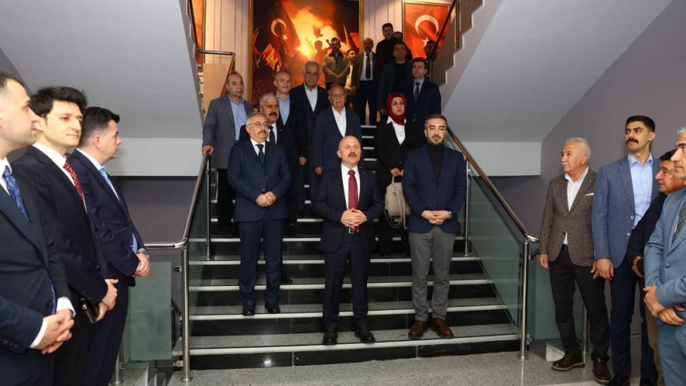 Adıyaman Valisi Dr. Osman Varol yeni g&ouml;revine uğurlandı 