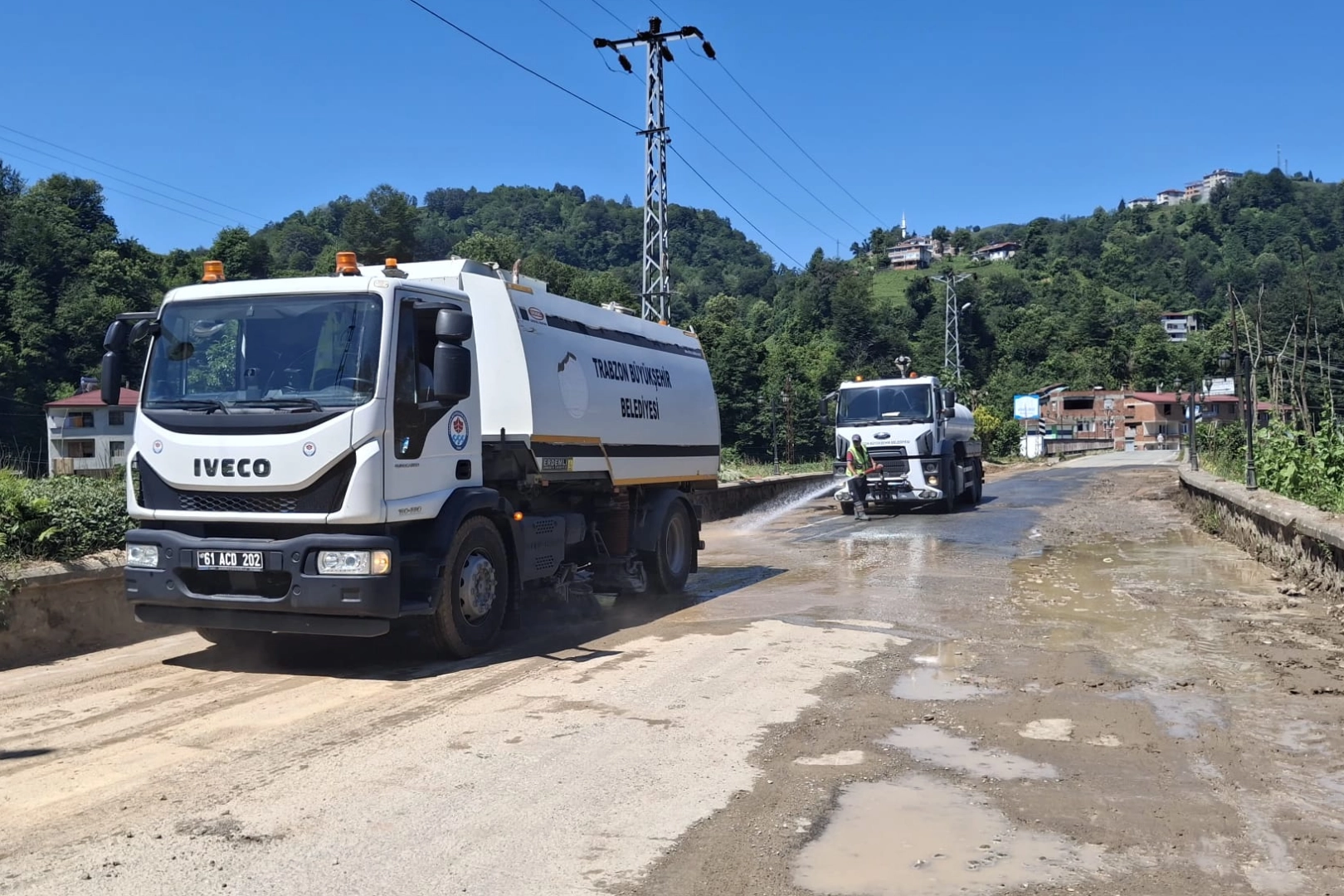 Trabzon'da temiz &ccedil;evre i&ccedil;in yoğun &ccedil;alışma