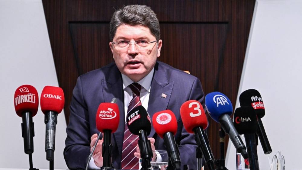 Eskişehir Cumhuriyet Başsavcılığı&rsquo;ndan Belediye Başkanı Akg&uuml;n paylaşımlarıyla ilgili soruşturma 