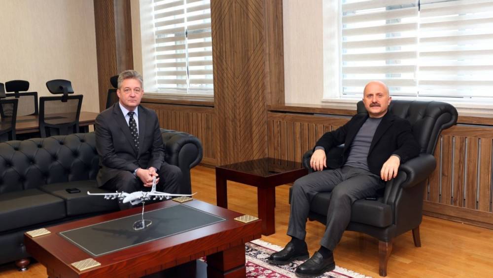 Adıyaman Valisi Osman Varol&rsquo;dan İl Emniyet M&uuml;d&uuml;rl&uuml;ğ&uuml;ne ziyaret 