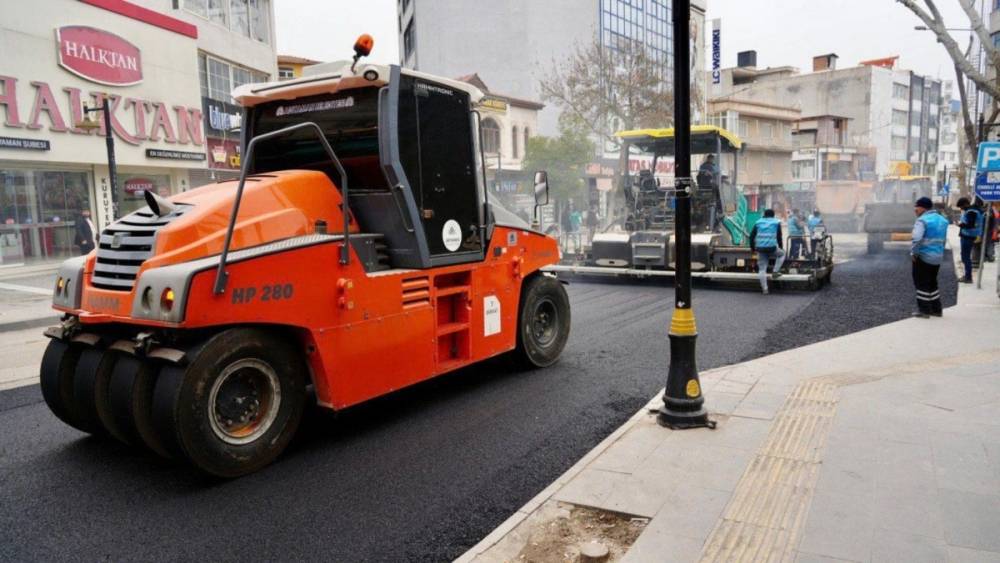 Adıyaman&rsquo;da &ccedil;arşı merkezinde asfalt &ccedil;alışması başladı  - Videolu Haber