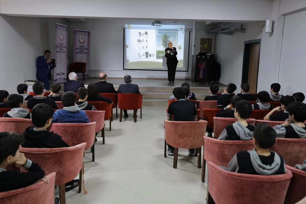 K&uuml;tahya&rsquo;da &ouml;ğrencilere sıfır atık eğitimi