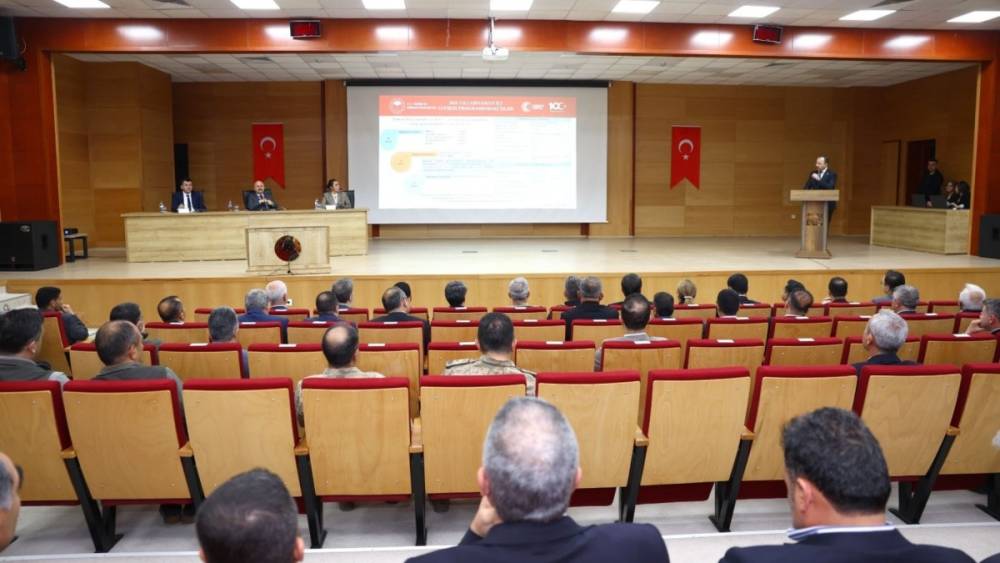 Adıyaman Yavuz Selim Ortaokulu&rsquo;nda T&Uuml;BİTAK Bilim S&ouml;yleşisi&rsquo;ne yoğun ilgi 