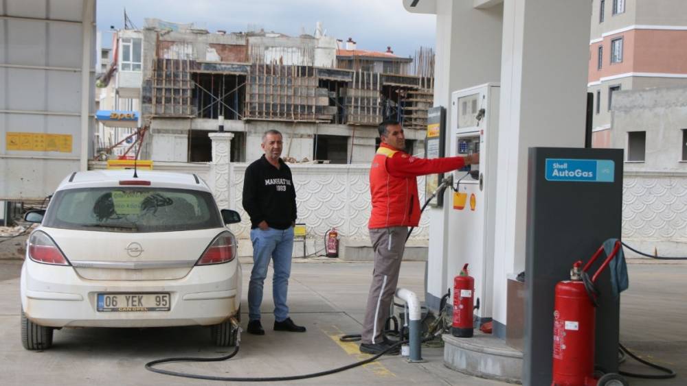 Adıyaman&rsquo;da motorine indirim pompaya yansıdı 