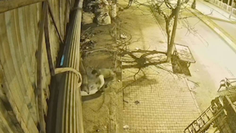 Adıyaman&rsquo;da işyerlerinden bakır ve hurda &ccedil;alan 4 ş&uuml;pheli tutuklandı  - Videolu Haber