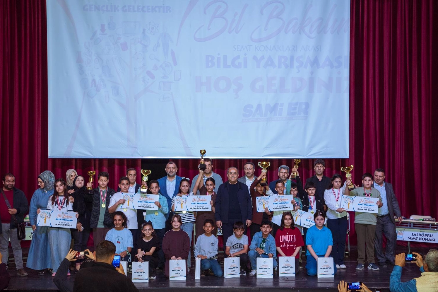 &Ouml;ğrenciler bu kez yarışmada ter d&ouml;kt&uuml;