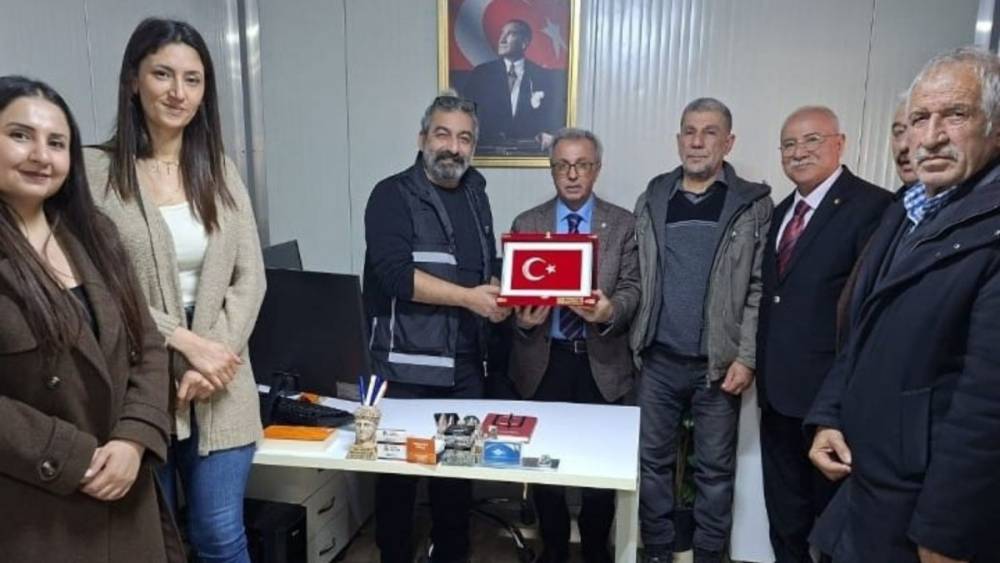 İYİ Parti Adıyaman İl Teşkilatı&rsquo;ndan Perre Haber Ajansı&rsquo;na ziyaret  - Videolu Haber