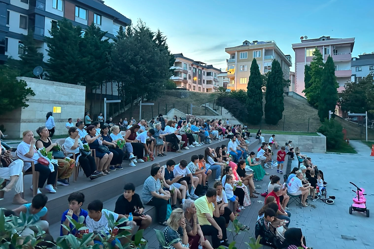 İstanbul Bakırk&ouml;yl&uuml;ler a&ccedil;ık hava sinema g&uuml;nlerinde buluşuyor