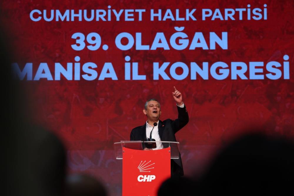 Özgür Özel’den Manisa mesajı: ‘Demokratlar, Cumhuriyetçiler, Atatürk’ü sevenler kazanacak’ 