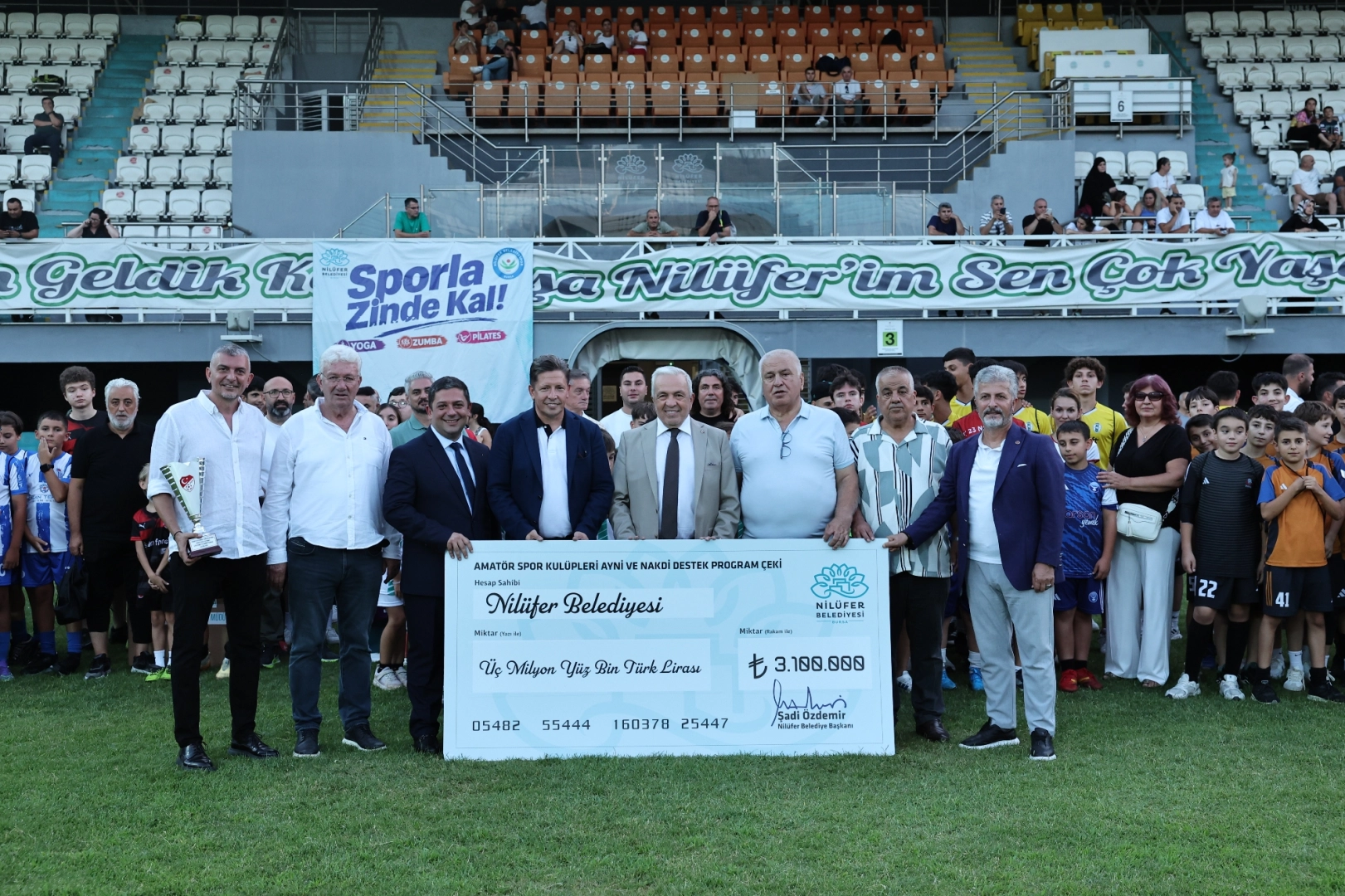 Bursa Nil&uuml;fer'den amat&ouml;r spor kul&uuml;plerine 3 milyon liralık destek