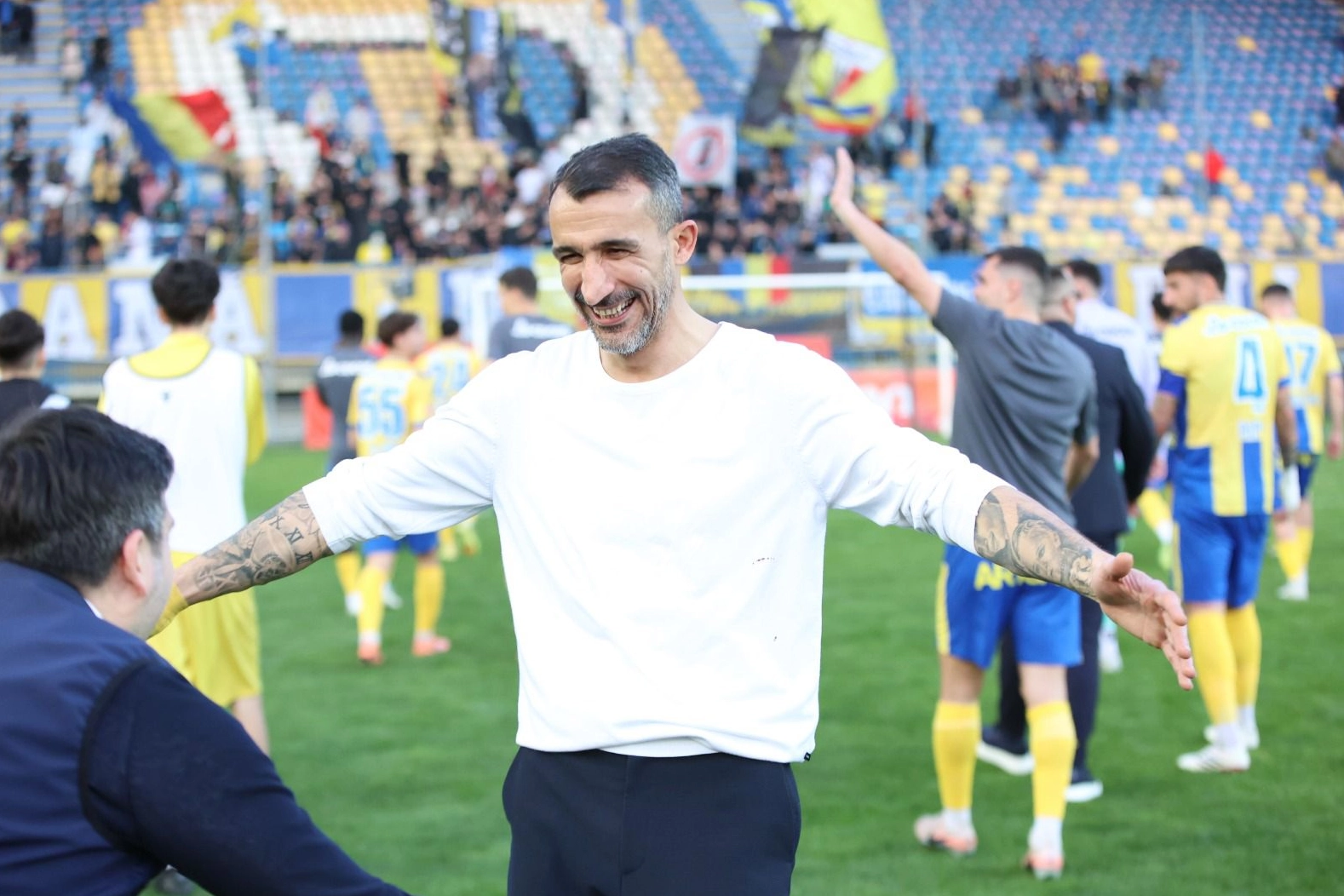 Mehmet Topal&rsquo;a Bel&ccedil;ika ve Romanya&rsquo;dan teklifler var