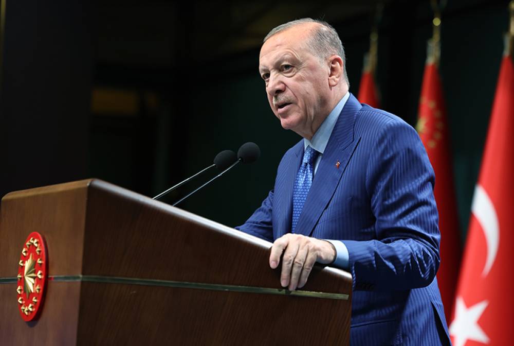Cumhurbaşkanı Erdoğan: Milletin hakkına el uzatan karşısında devleti bulur 